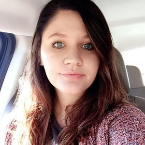 Meet your Posher, Carli